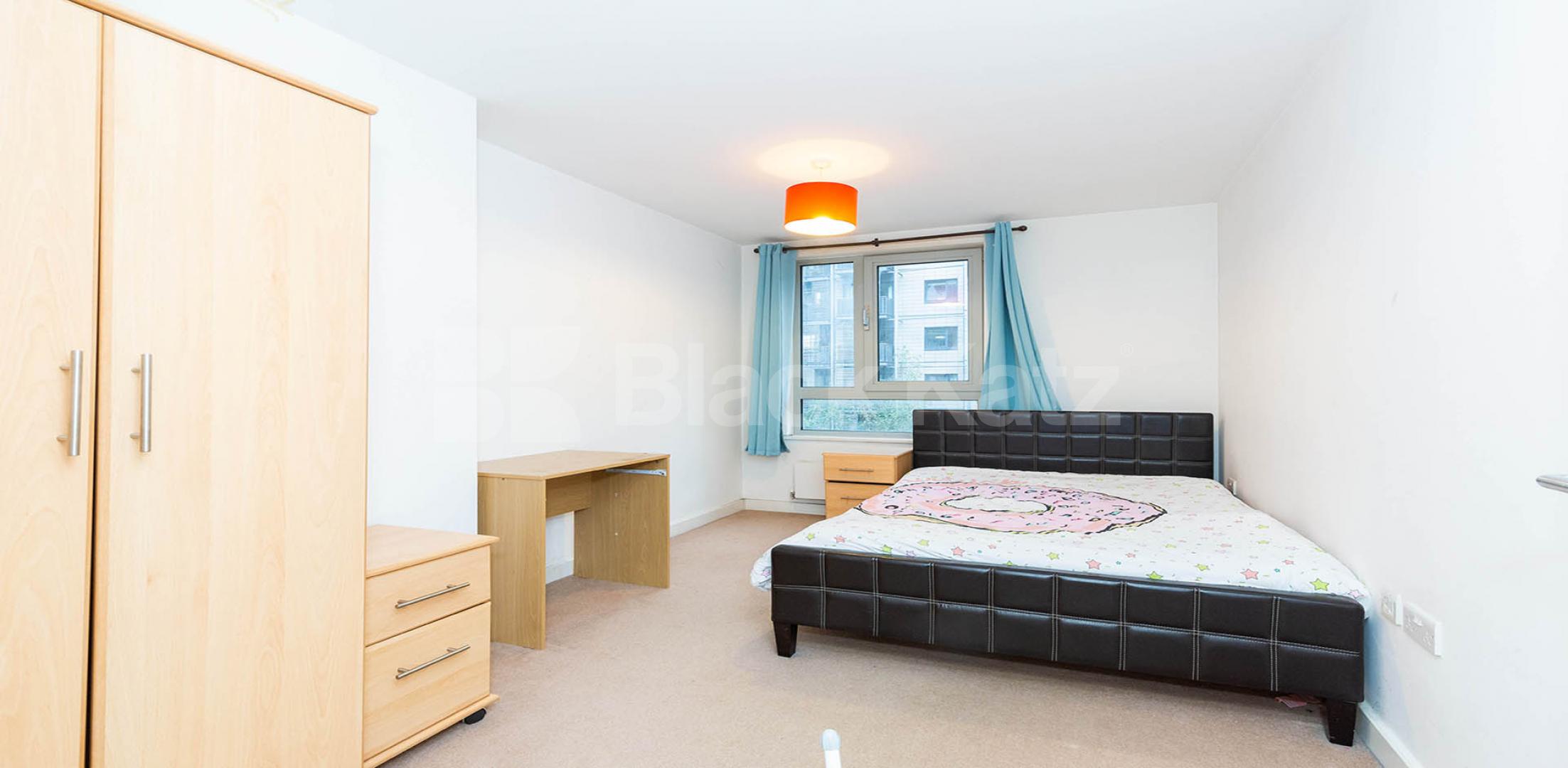 			2 Bedroom, 1 bath, 1 reception Apartment			 Eden Grove N7, HOLLOWAY N7